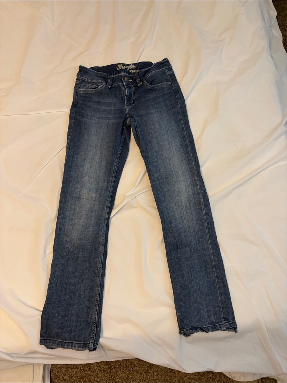 Wrangler Women's Medium Wash Straight Leg Jeans